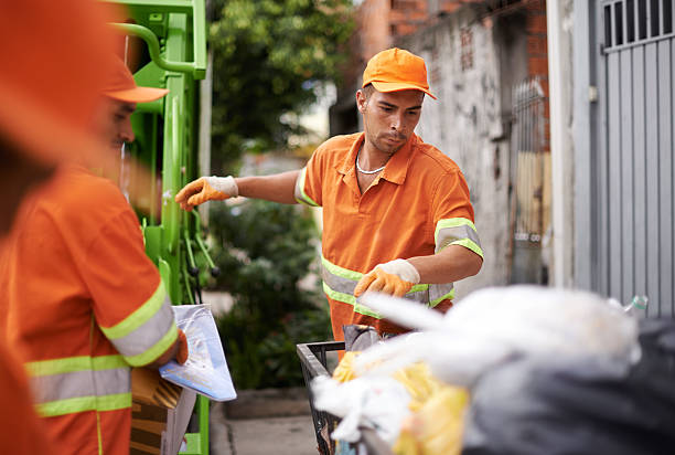Best Yard Waste Removal  in Cuyahoga Falls, OH